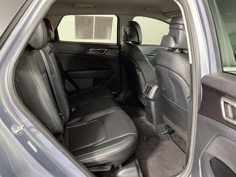 Used 2023 Kia Sportage EX FWD image 8