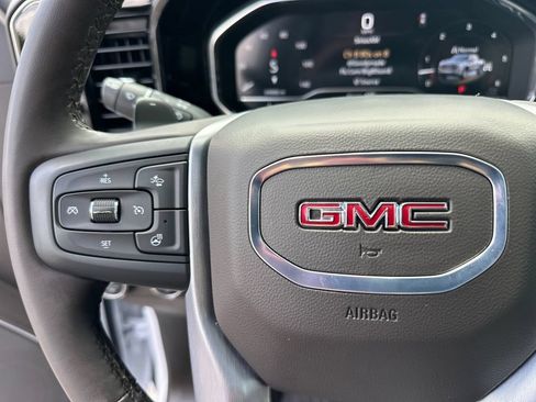 Used 2025 GMC Sierra 1500 SLT w/ SLT Premium Plus Package AWD/4WD image 26