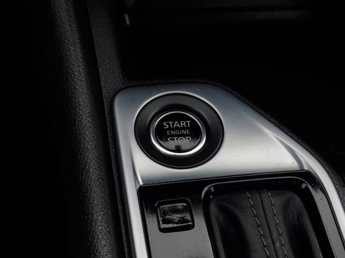 Used 2025 Nissan Sentra SV image 27