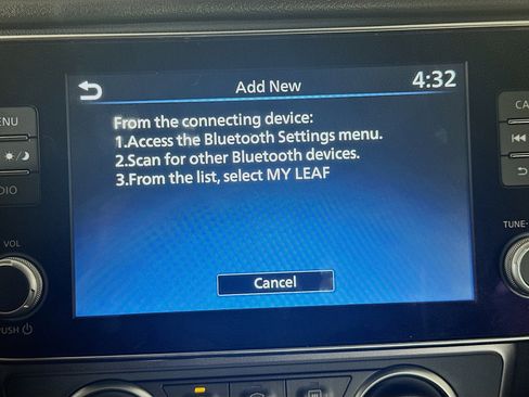 Used 2024 Nissan Leaf S FWD image 22