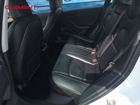 Used 2019 Tesla Model 3 Performance image 4