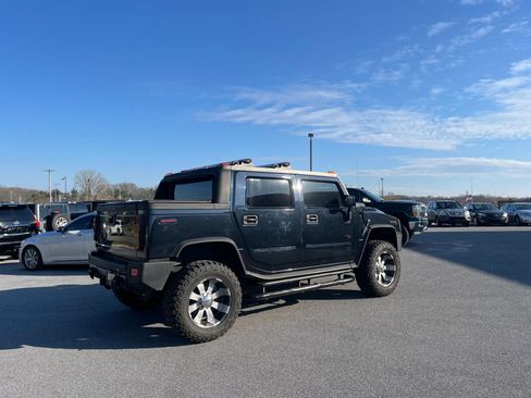 Used 2005 HUMMER H2 SUT w/ Preferred Equipment Group image 3