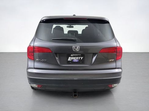 Used 2017 Honda Pilot EX-L image 4