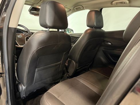 Used 2018 Buick Encore FWD image 19