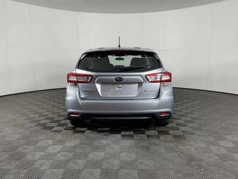 Used 2018 Subaru Impreza 2.0i image 4
