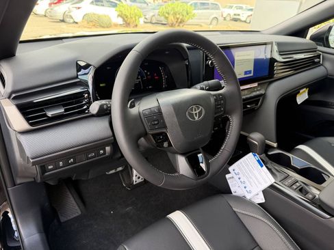New 2026 Toyota Camry Hybrid AWD/4WD image 27
