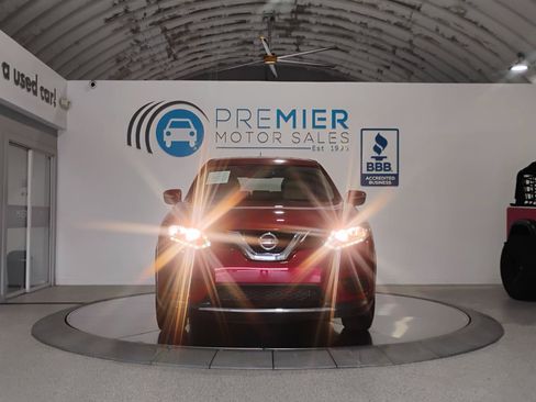 Used 2015 Nissan Rogue S FWD image 97