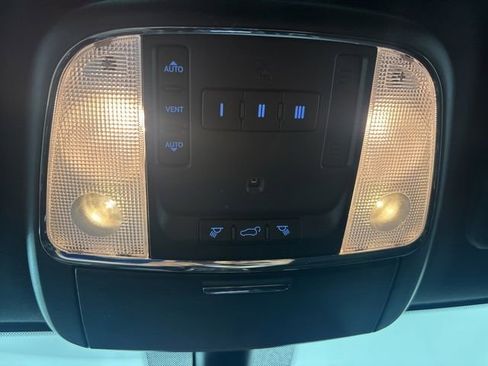 Used 2015 Dodge Durango R/T w/ Premium Nappa Leather Group AWD/4WD image 11