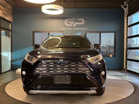 Used 2020 Toyota RAV4 XSE AWD/4WD image 8