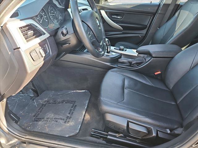 Used 2016 BMW 320i Sedan RWD image 15