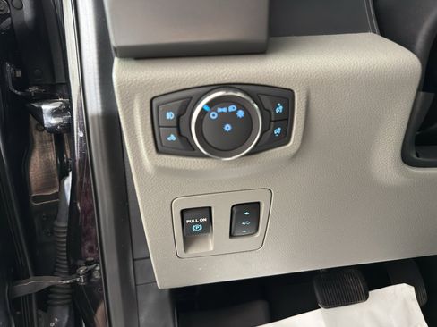 Used 2019 Ford F150 XLT w/ Equipment Group 302A Luxury image 19