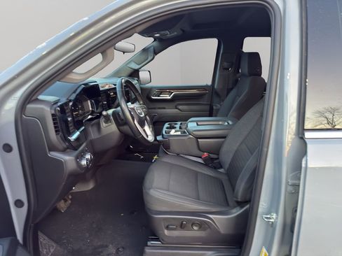 Certified 2024 GMC Sierra 1500 SLE image 11