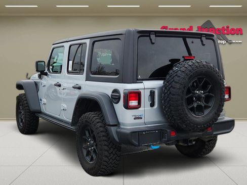Used 2024 Jeep Wrangler Willys image 5