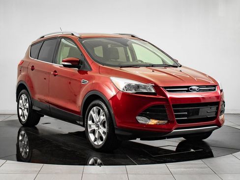 Used 2016 Ford Escape Titanium image 5