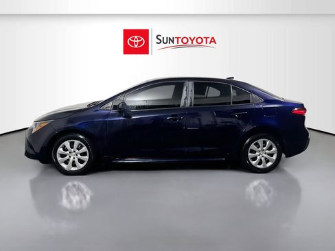 Used 2022 Toyota Corolla LE image 7