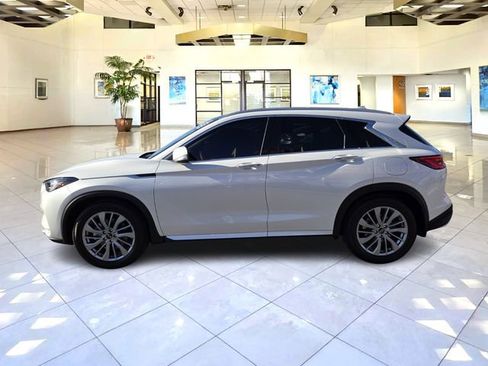 Certified 2025 INFINITI QX50 Luxe image 8
