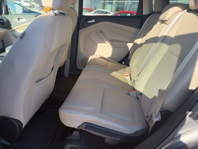 Used 2017 Ford Escape SE w/ Equipment Group 201A FWD image 10