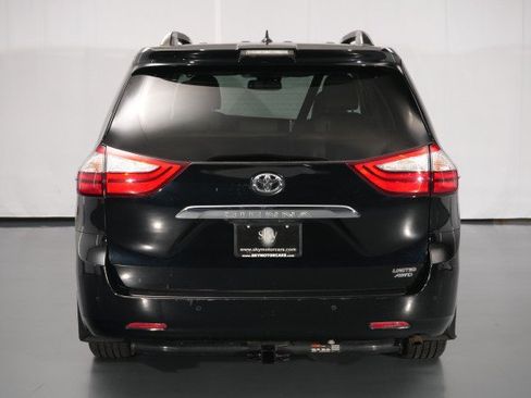 Used 2019 Toyota Sienna Limited Premium w/ Protection Package AWD/4WD image 16