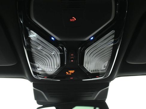 New 2026 BMW X5 xDrive40i w/ M Sport Package AWD/4WD image 21