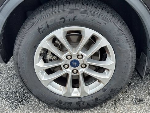 Used 2021 Ford Escape SE w/ Convenience Package FWD image 15