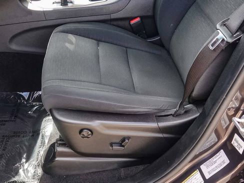 Used 2015 Jeep Grand Cherokee Laredo w/ Quick Order Package 23E RWD image 16