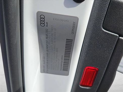 Used 2018 Audi A4 2.0T Ultra Premium Plus w/ Premium Plus Package image 25