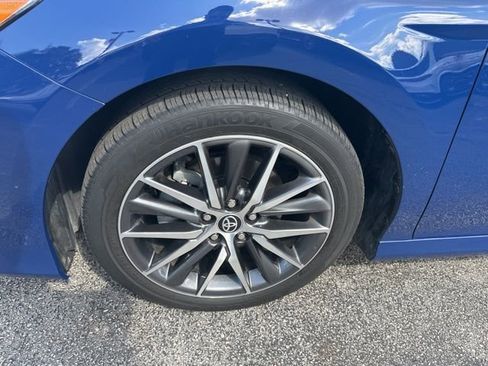 Used 2023 Toyota Camry XLE image 10