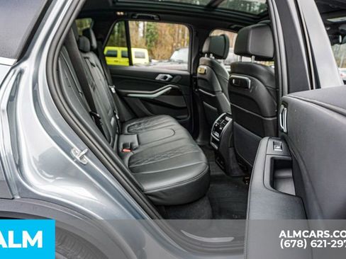 Used 2025 BMW X5 xDrive50e image 23