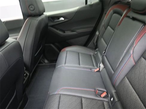 Used 2025 Chevrolet Equinox RS w/ Safety and Technology Package image 22