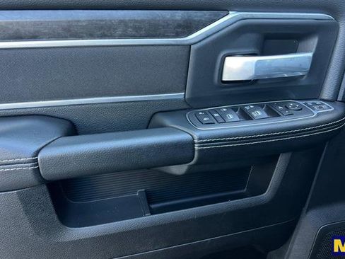 Used 2024 RAM 2500 Big Horn w/ Sport Appearance Package image 11