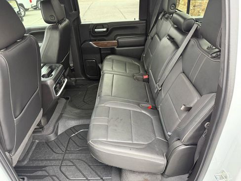 Used 2021 Chevrolet Silverado 2500 High Country image 15