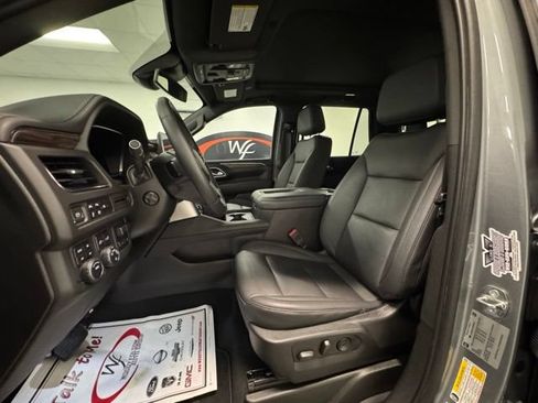 Used 2023 Chevrolet Tahoe LT w/ LT Signature Package AWD/4WD image 18
