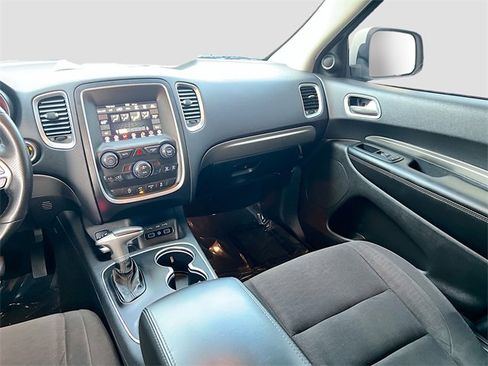 Used 2020 Dodge Durango SXT image 22