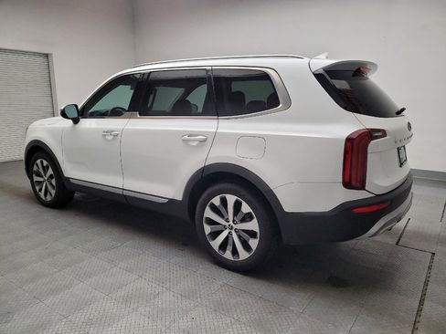 Used 2020 Kia Telluride S w/ S 8 Passenger Seating Package FWD image 3