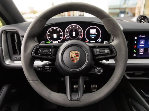 Certified 2026 Porsche Cayenne S AWD/4WD image 13