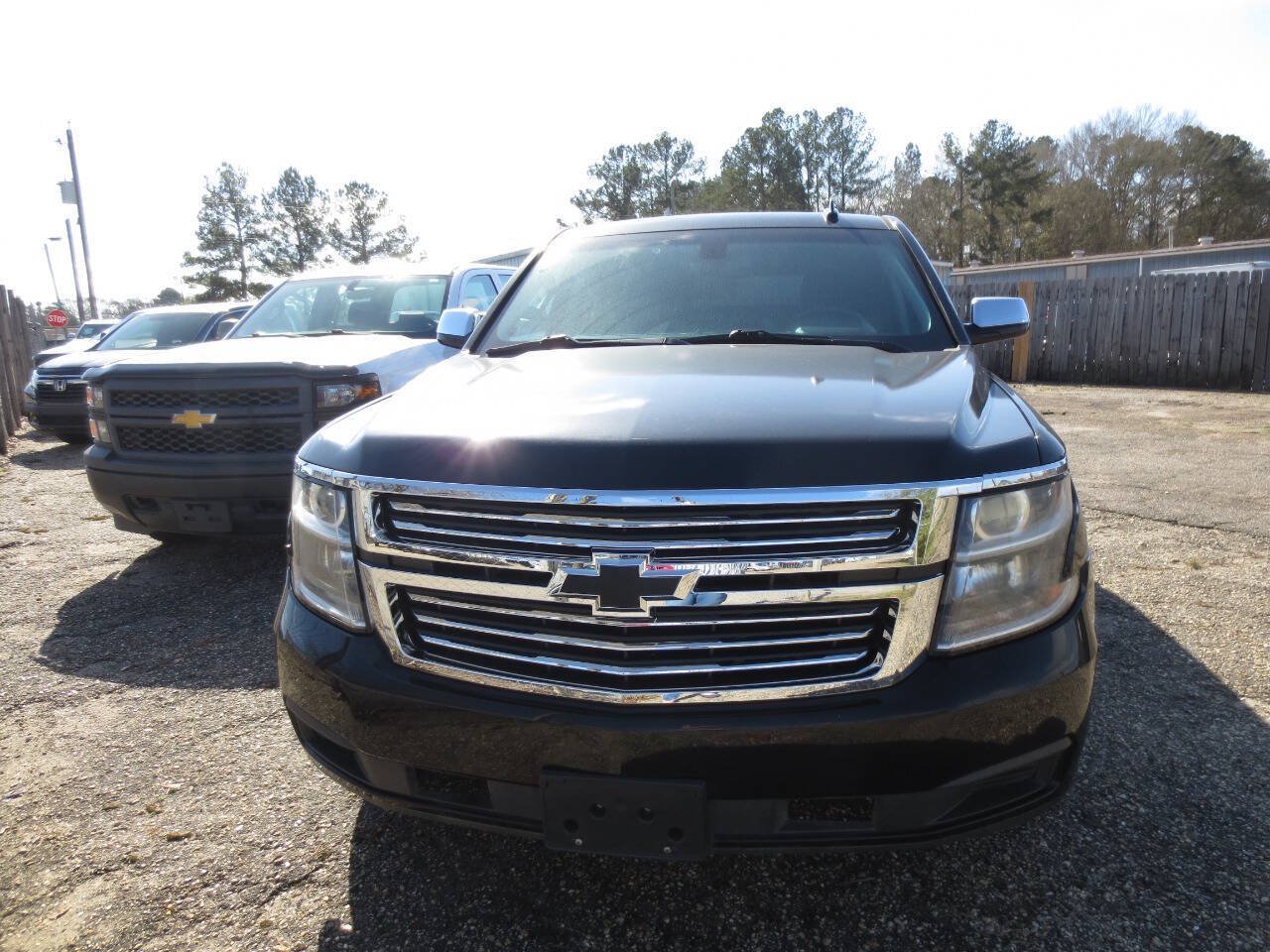 Used 2020 Chevrolet Tahoe 2WD w/ Remote Keyless Entry Package image 2