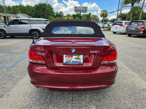 Used 2013 BMW 128i Convertible RWD image 4