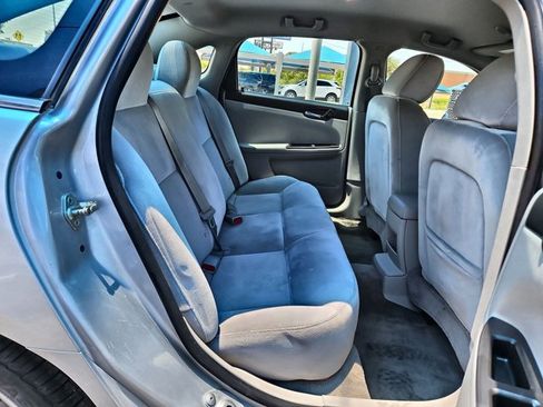 Used 2013 Chevrolet Impala LT FWD image 18