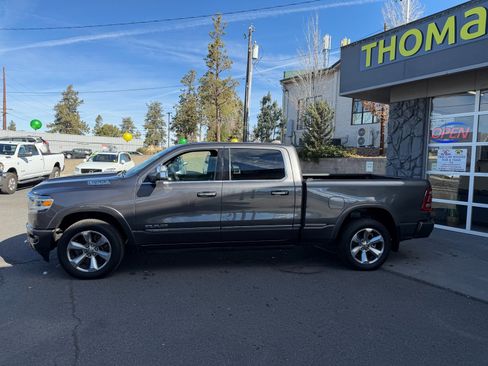 Used 2019 RAM 1500 Limited image 3