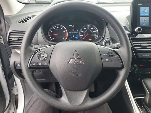 Used 2024 Mitsubishi Eclipse Cross LE image 29
