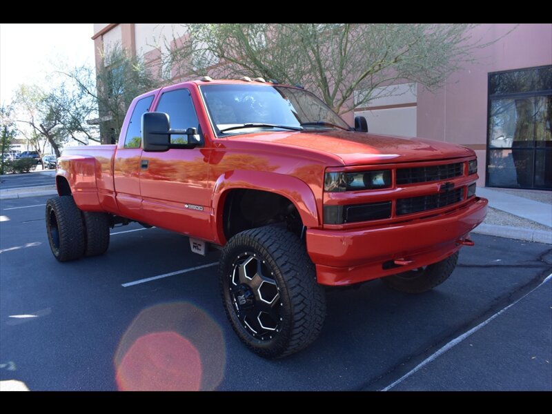 Used 1997 Chevrolet Silverado 3500 4x4 Extended Cab w/ Preferred Equipment Group 2 image 4