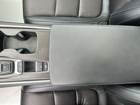 Used 2022 Honda Accord Sport image 25