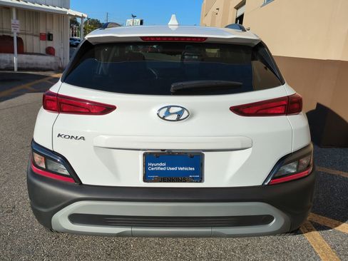 Certified 2023 Hyundai Kona SEL image 5