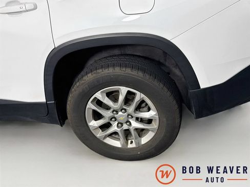 Used 2020 Chevrolet Traverse LS AWD/4WD image 38