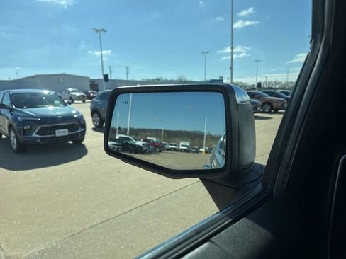 Used 2022 Chevrolet Silverado 1500 LTZ w/ LTZ Convenience Package II image 60