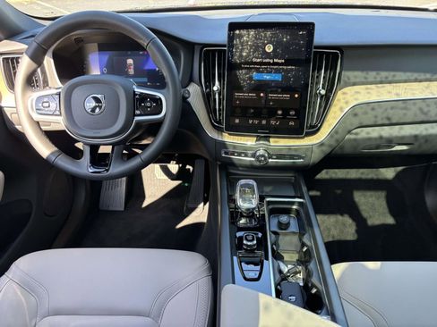 Used 2026 Volvo XC60 B5 Plus w/ Protection Package Premier AWD/4WD image 27