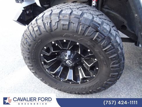 Used 2020 Jeep Gladiator Rubicon AWD/4WD image 13