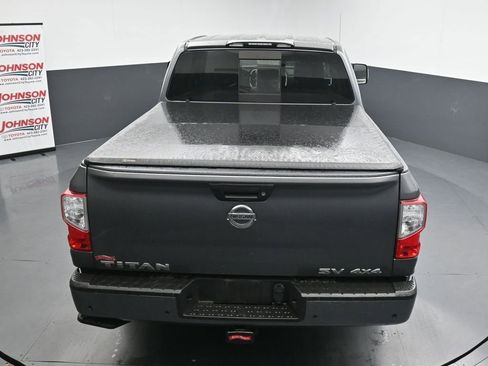 Used 2021 Nissan Titan SV w/ SV Convenience Package AWD/4WD image 16