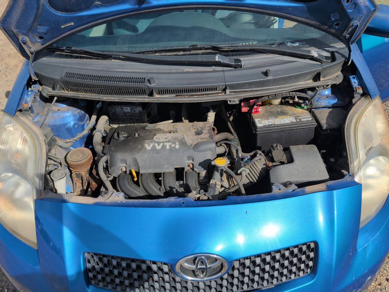 Used 2008 Toyota Yaris 2-Door Hatchback FWD image 42