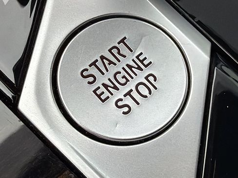 Used 2021 BMW X5 M50i AWD/4WD image 35